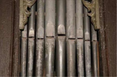 Varhany s olověnými píšťalami v kostele Všech svatých v Heřmánkovicích